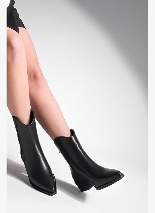 Kadın Sivri Burun Dikiş Detaylı Western Bot Vildo Siyah - Görsel 4