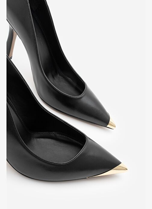 Kadın Stiletto Sivri Burun Altın Detaylı Topuklu Ayakkabı Ginez Siyah - Görsel 7