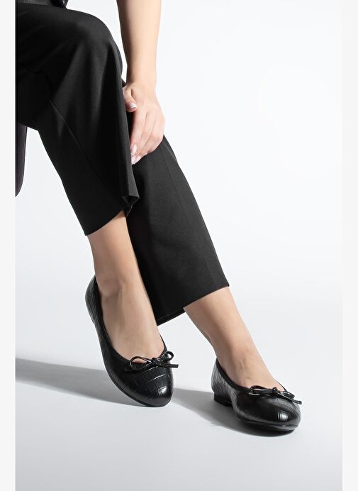 Kadın Yuvarlak Burun Balerin Fiyonklu Günlük Babet Lotvin Siyah Croco - Görsel 3