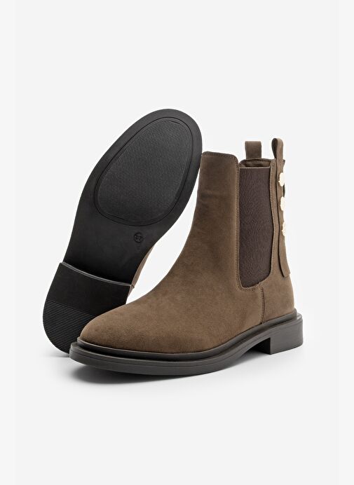 Kadın Altın Düğmeli Çift Lastikli Arkadan Fermuarlı Günlük Bot Valone Kahve Süet - Görsel 8