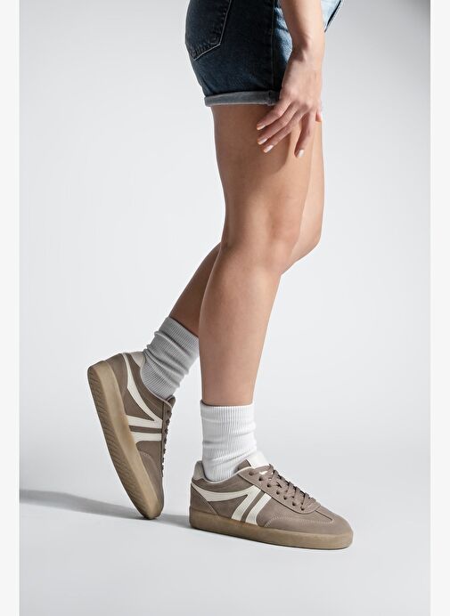 Kadın Sneaker Bağcıklı Düz Taban Spor Ayakkabı Tiyone Vizon Süet - Görsel 5