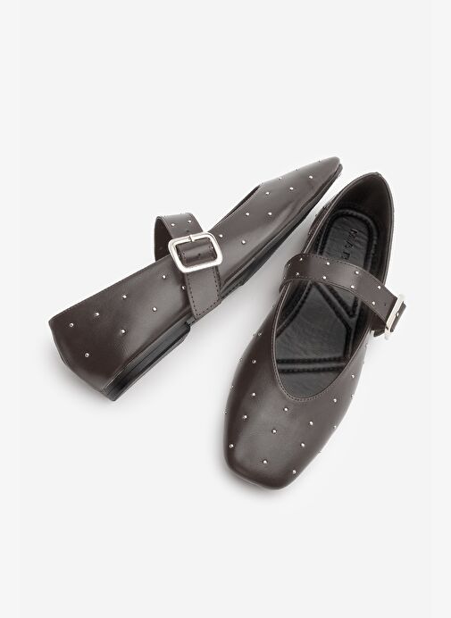 Kadın Küt Burun Tokalı Zımbalı Babet Velona Kahve - Görsel 8