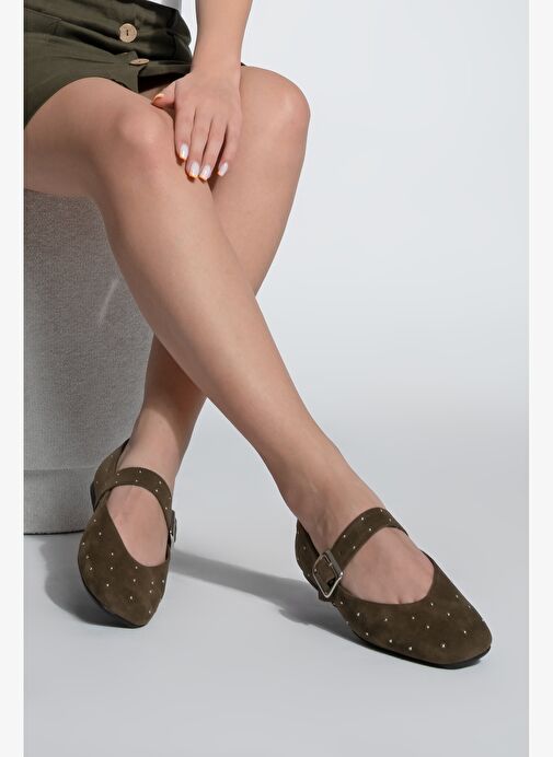 Kadın Küt Burun Tokalı Zımbalı Babet Velona Kahve Süet - Görsel 3