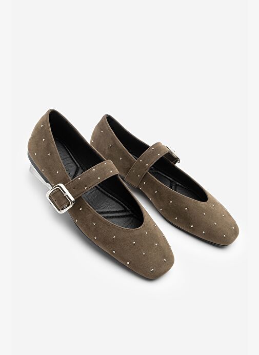 Kadın Küt Burun Tokalı Zımbalı Babet Velona Kahve Süet - Görsel 2