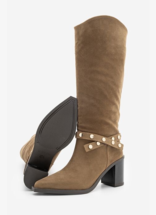 Kadın Sivri Burun Fermuarsız Çıkarılabilen Tokalı Troklu Zımbalı Topuklu Çizme Fuslep Taba Süet - Görsel 8