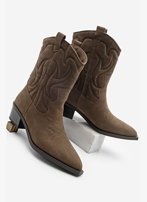 Kadın Sivri Burun Nakışlı Western Bot Nilva Kahve Süet - Görsel 2