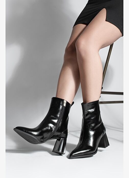 Kadın Sivri Burun Kalın Ökçe Topuklu Bot Esvon Siyah - Görsel 5