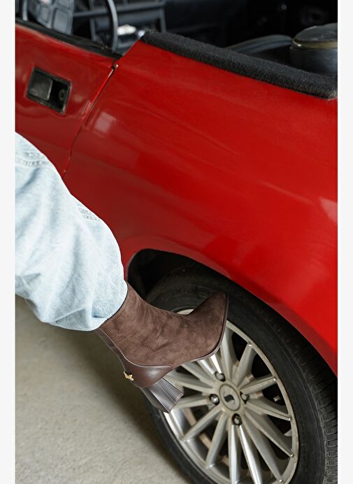 Kadın Sivri Burun Kalın Ökçe Topuklu Bot Esvon Kahve Süet - Görsel 3