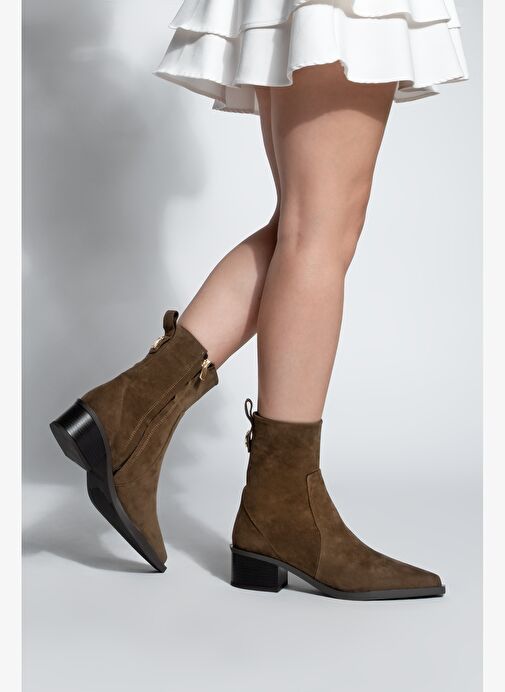 Kadın Sivri Burun Altın Detaylı Topuklu Bot Kenor Kahve Süet - Görsel 4