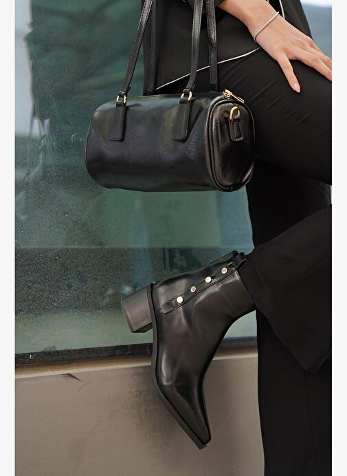 Kadın Sivri Burun Zımba Detaylı Kalın Topuklu Bot Bemoza Siyah - Görsel 3