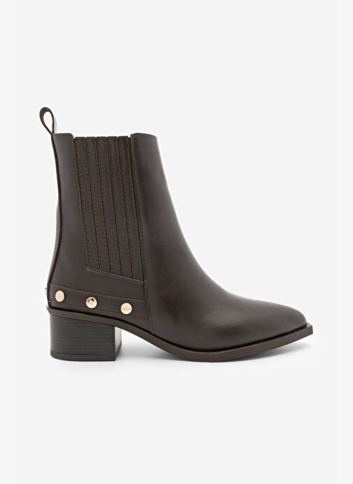 Kadın Sivri Burun Chelsea Çift Lastikli Troklu Zımbalı Topuklu Bot Alura Kahve - Görsel 5