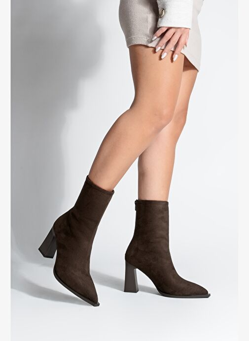 Kadın Topuklu Bot Sivri Burun Arkadan Fermuarlı Kalın Ökçe Kikas Kahve Süet - Görsel 4