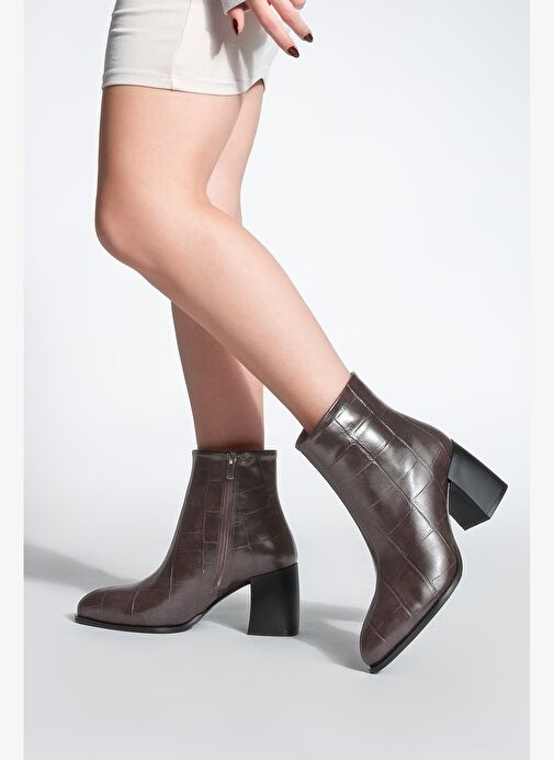 Kadın Sivri Burun Dikiş Detaylı Kalın Topuklu Bot Verika Kahve Croco - Görsel 5
