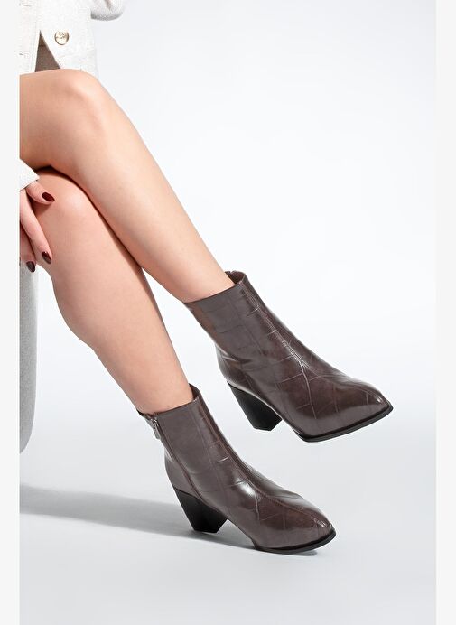 Kadın Sivri Burun Dikiş Detaylı Kalın Topuklu Bot Verika Kahve Croco - Görsel 3