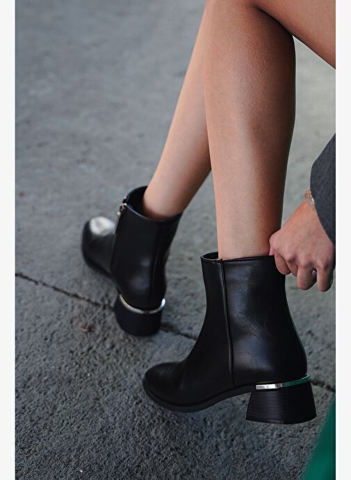 Kadın Metal Ökçe Kalın Topuklu Bot Lumbi Siyah - Görsel 3