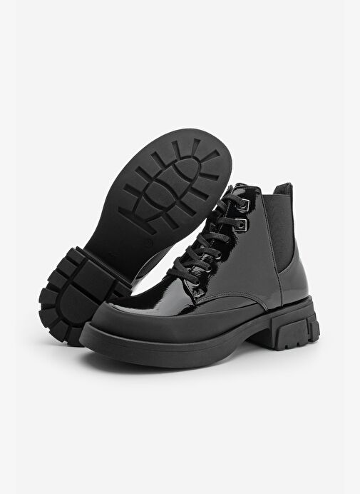 Kadın Bağcıklı Lastikli Kalın Topuklu Kısa Postal Bot Kenvo Siyah Rugan - Görsel 8