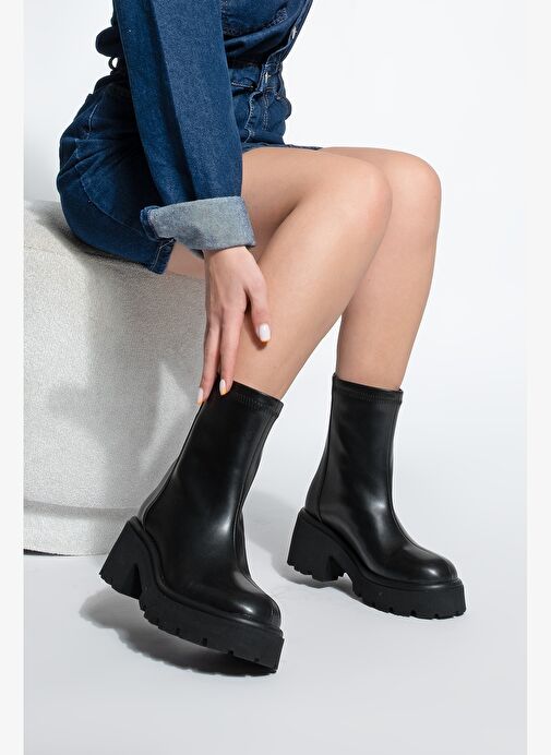 Kadın Arkadan Fermuarlı Kalın Topuklu Günlük Bot Lofani Siyah - Görsel 5
