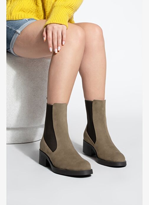 Kadın Elastik Yan Bantlı Topuklu Günlük Bot Espato Vizon Süet - Görsel 7