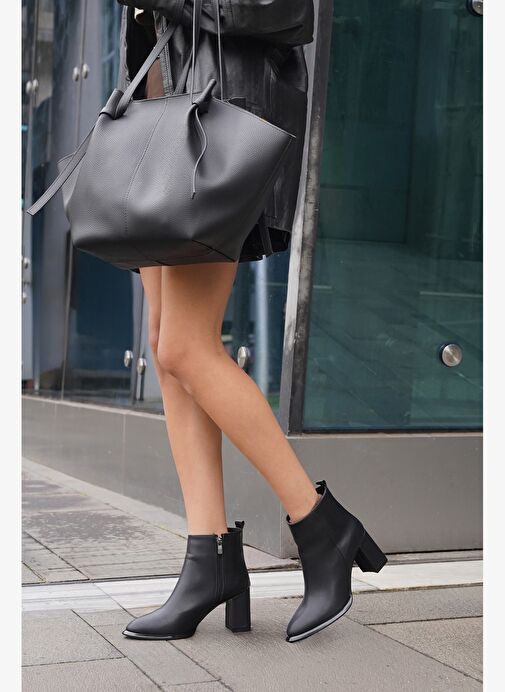 Kadın Dikiş Detaylı Kalın Topuklu Bot Kanis Siyah - Görsel 3