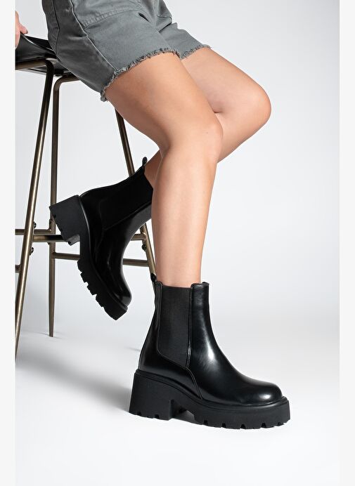 Kadın Kalın Tırtıklı Taban Elastik Yan Bantlı Günlük Bot Zates Siyah - Görsel 3