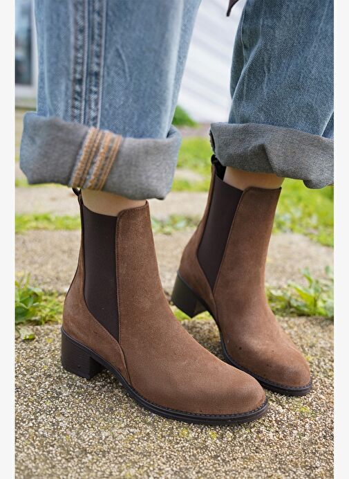 Kadın Kalın Topuklu Elastik Yan Bantlı Topuklu Bot Elove Kahve Süet - Görsel 4