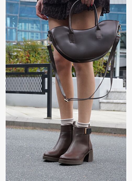 Kadın Tokalı Fermuarlı Kalın Topuklu Bot Nuvos Kahve - Görsel 3