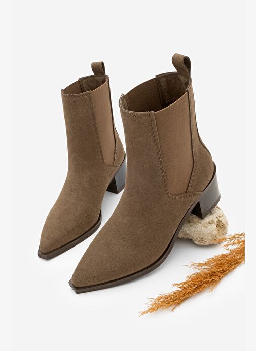Kadın Sivri Burun Çift Lastikli Kalın Topuklu Bot Zefina Kahve Süet - Görsel 2