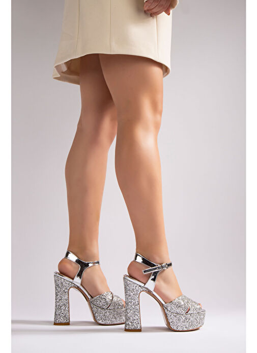Cindirella Kadın Abiye Platform Topuklu Ayakkabı Gümüş Payetli - Görsel 5