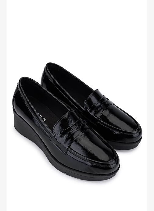 Tamer Tanca Kadın Hakiki Deri Siyah Rugan Comfort Ayakkabı - Görsel 3