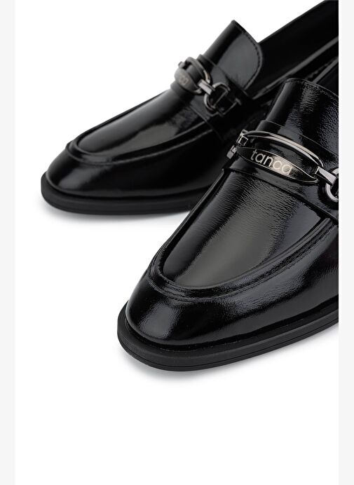 Tamer Tanca Kadın Hakiki Deri Siyah Rugan Makosen Ayakkabı - Görsel 4