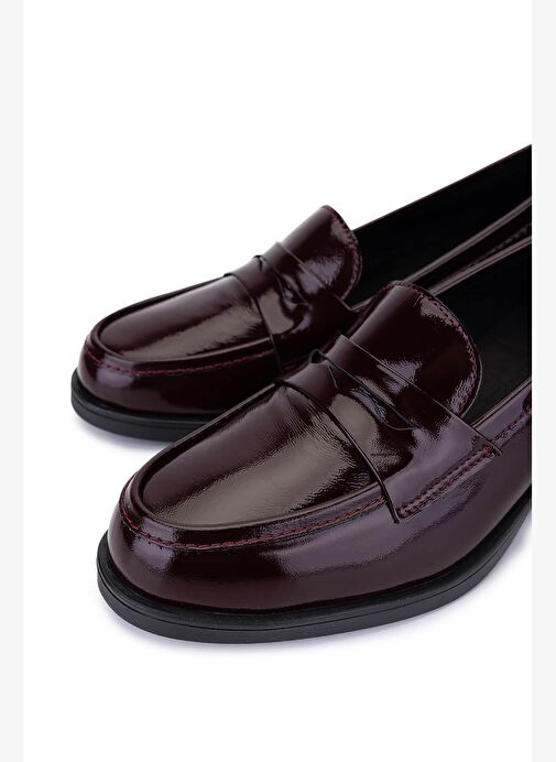 Tamer Tanca Kadın Hakiki Deri Bordo Rugan Makosen Ayakkabı - Görsel 4