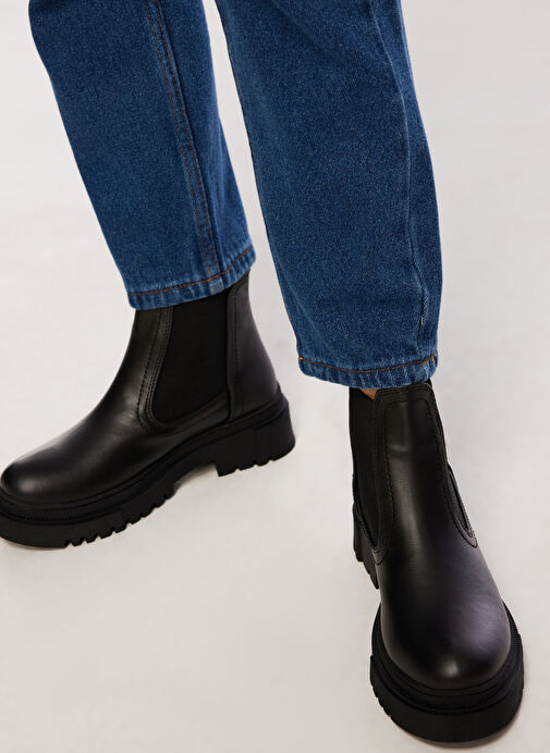 Siyah Kadın Bot SKYLER - Görsel 3