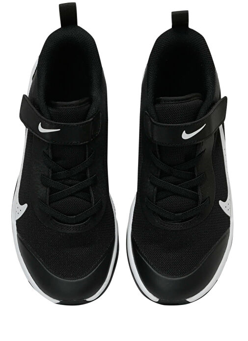 Nike Siyah Nike Omni MULTI-COURT Çocuk