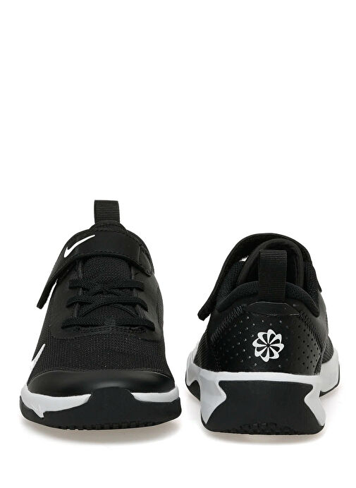 Nike Siyah Nike Omni MULTI-COURT Çocuk