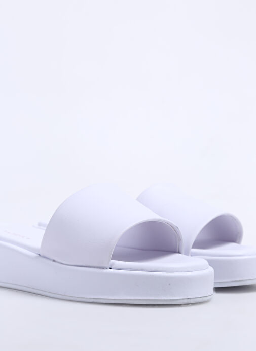 Fabrika Beyaz Kadın Terlik AYODEL - Görsel 6