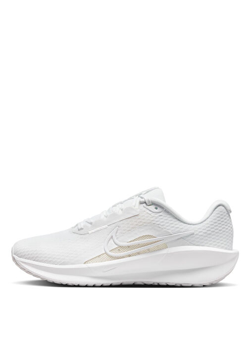 Nike FD6476-101 W NIKE DOWNSHIFTER 13 Beyaz Kadın Koşu Ayakkabısı - Görsel 3