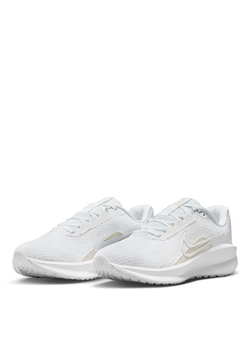 Nike FD6476-101 W NIKE DOWNSHIFTER 13 Beyaz Kadın Koşu Ayakkabısı - Görsel 4