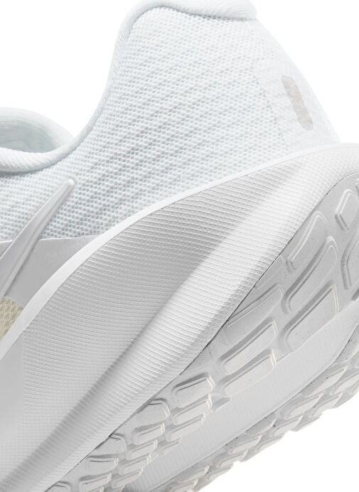 Nike FD6476-101 W NIKE DOWNSHIFTER 13 Beyaz Kadın Koşu Ayakkabısı - Görsel 7