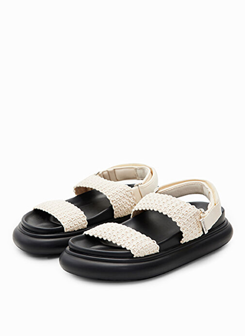 Desigual Krem-Siyah Kadın Sandalet 24SSSO012000 - Görsel 3