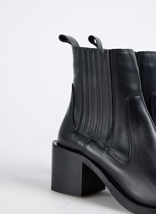 Vince Camuto Siyah Kadın Deri Topuklu Bot LIA - Görsel 6