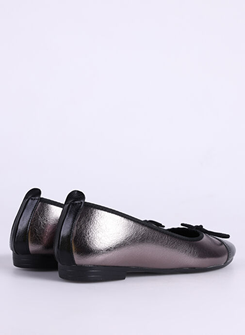 Fabrika Platin-Siyah Kadın Babet JULES - Görsel 4