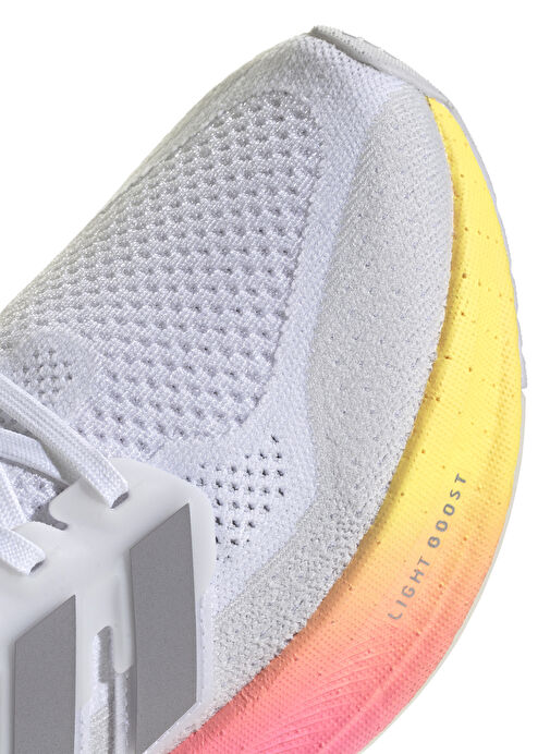 Adidas Beyaz Adidas Ultraboost 5