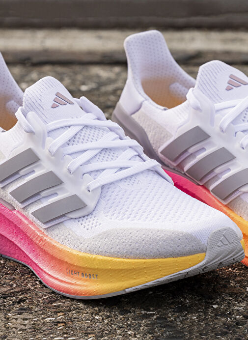 Adidas Beyaz Adidas Ultraboost 5