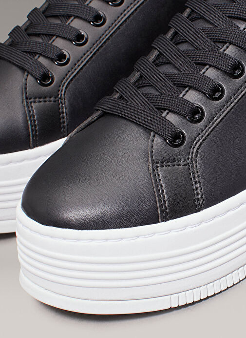 Calvin Klein Siyah Kadın Deri Sneaker YW0YW015890GM - Görsel 5