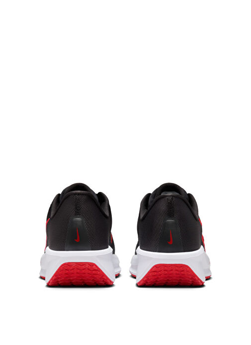 Nike Siyah Nike Quest 6 Erkek Koşu Ayakkabısı