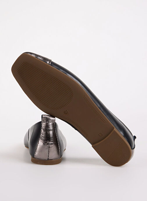 Fabrika Siyah-Gümüş Kadın Deri Babet D-EMERY - Görsel 5