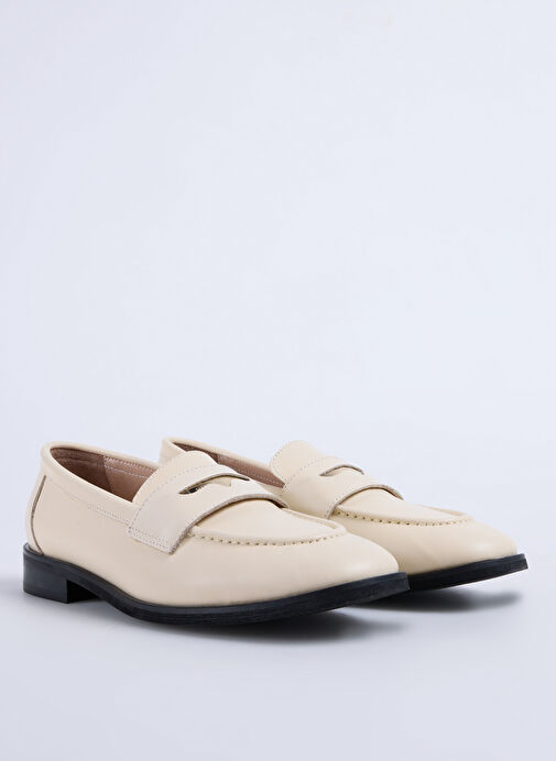 Vince Camuto Bej Kadın Süet Loafer D-FINTAN - Görsel 3