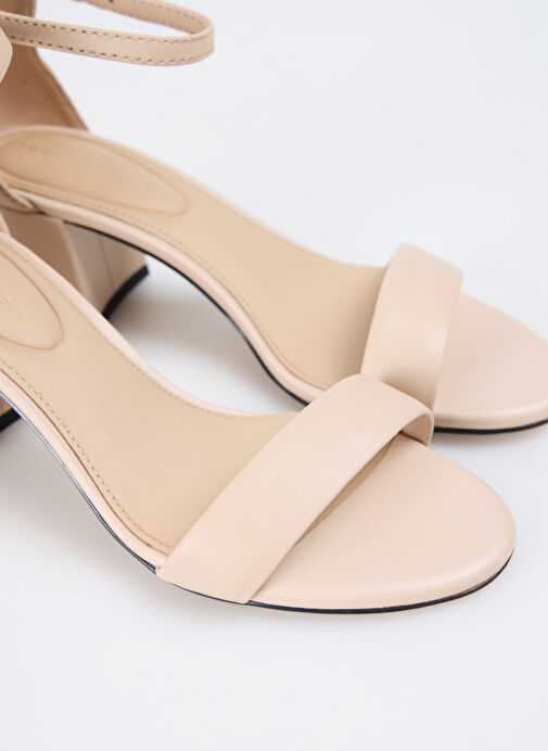 Tommy Hilfiger Bej Kadın Deri Topuklu Ayakkabı FW0FW08673 - Görsel 6