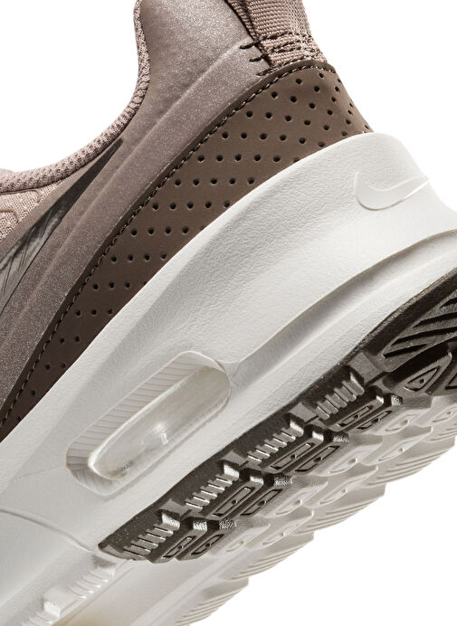 Nike Nike Belirsiz HF1233-200 W NIKE AIR MAX NUAXIS Kahverengi Kadın Koşu Ayakkabısı Boyner'de! Belirsiz - 8. görsel