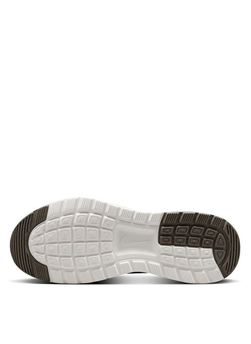 Nike Nike Belirsiz HF1233-200 W NIKE AIR MAX NUAXIS Kahverengi Kadın Koşu Ayakkabısı Boyner'de! Belirsiz - 11. görsel